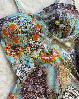 Abitino paisley con coppe preformate