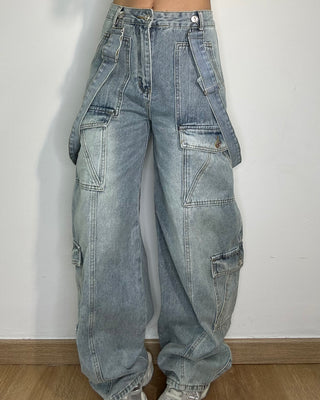 Jeans cargo vita alta con bretelle