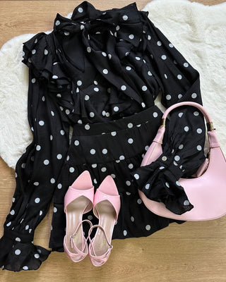 Coordinato pois con blusa volant e mini skirt con culotte