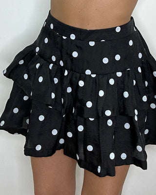 Coordinato pois con blusa volant e mini skirt con culotte
