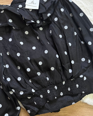 Coordinato pois con blusa volant e mini skirt con culotte