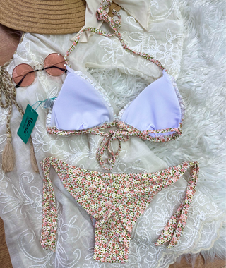 Bikini flowers 