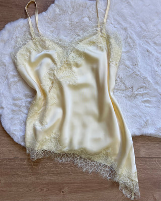 Canotta satin asimmetrica con pizzo 3 colori