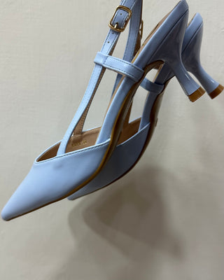 Décolleté slingback celeste con tacco midi