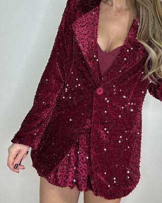 Giacca sfiancata in velluto ricoperta di paillettes