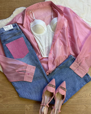 Wide leg con tasche rosa gioiello sul retro