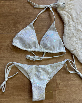 Bikini triangolo animalier glossy con slip brasiliana regolabile