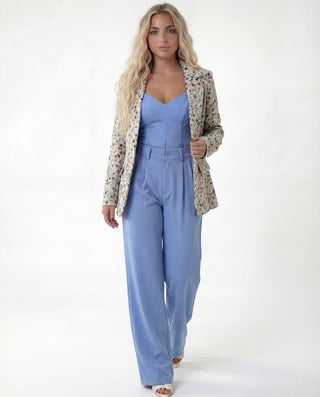 Coordinato top e pantalone azzurro e beige