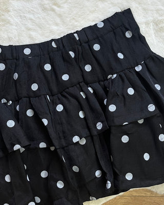 Coordinato pois con blusa volant e mini skirt con culotte