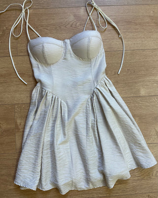 Abito bambolina beige