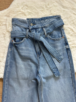 Wide leg  chiusura asimmetrica con cintura in denim