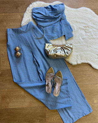 Coordinato top e pantalone azzurro