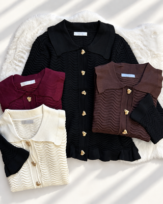 Cardigan onde con bottoni gioiello 4 colori