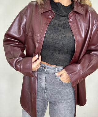 Camicia ecopelle Monique oversize bordeaux